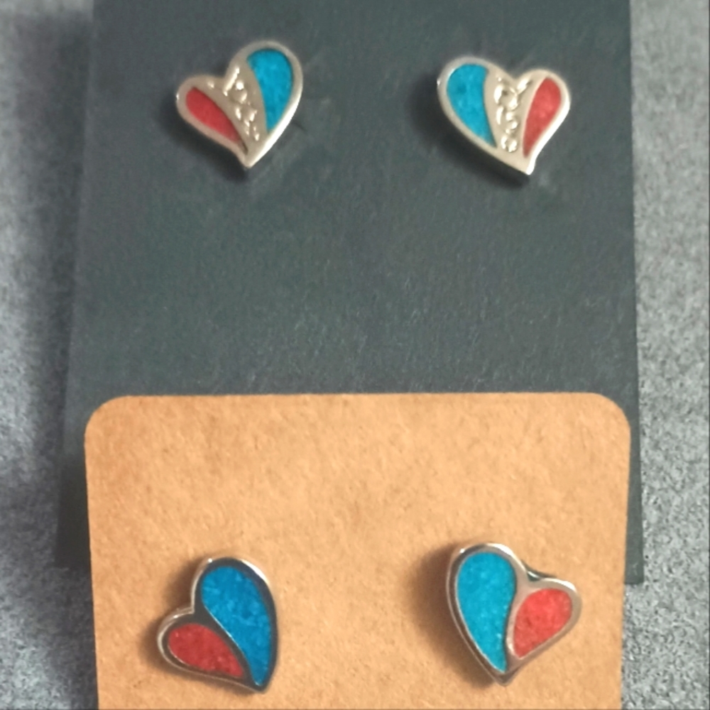 Heart Shape Earrings Western Design Blue Red Silver (2) Pairs